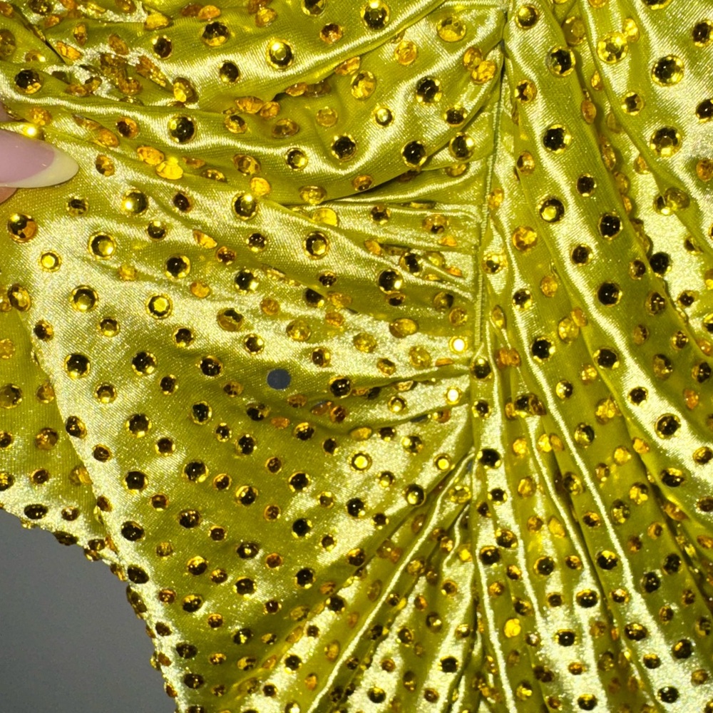 RaisaVanessa yellow embellished gown US 2 - Picture 6 of 12